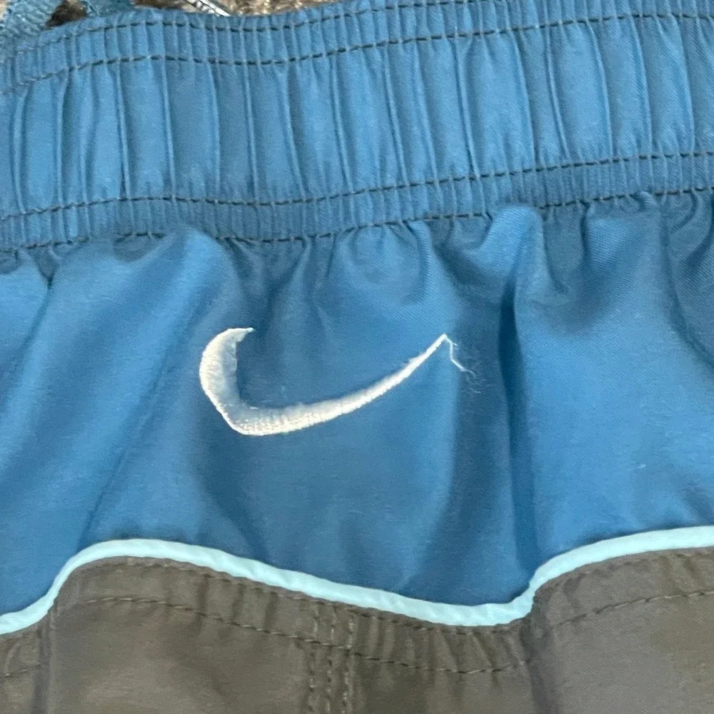 Nike Swim Trunks Mens L Black Blue Excellent Mesh‎ Liner Board Shorts